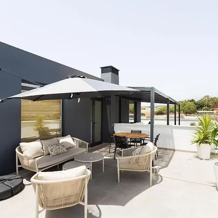 Home2book Panoramic Sunset Terrace Escape *